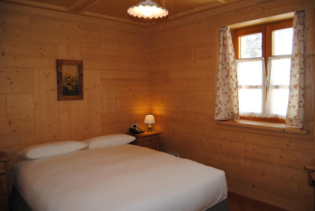 Baita Goles Sutrio Room photo